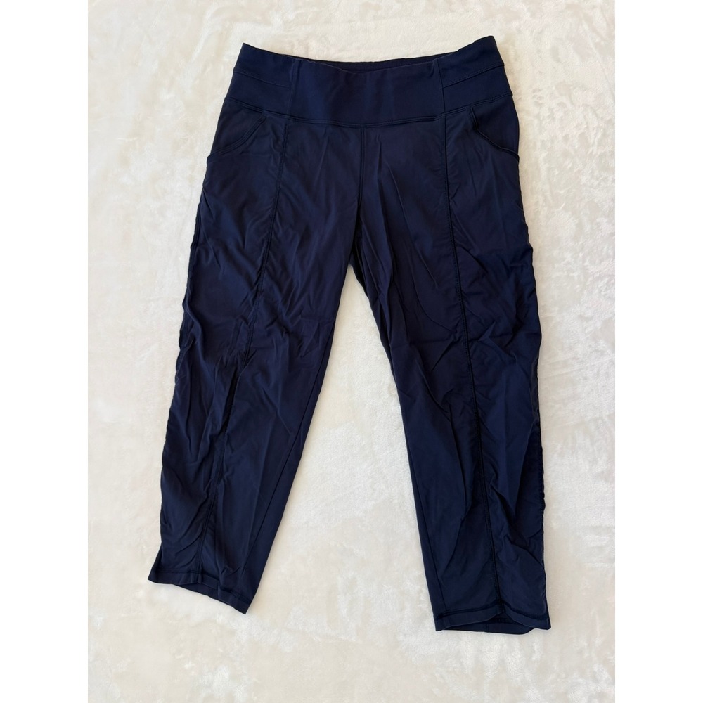 Lucy Navy Blue Activewear Yoga Pants Mens Size Small Cropped Training Trousers